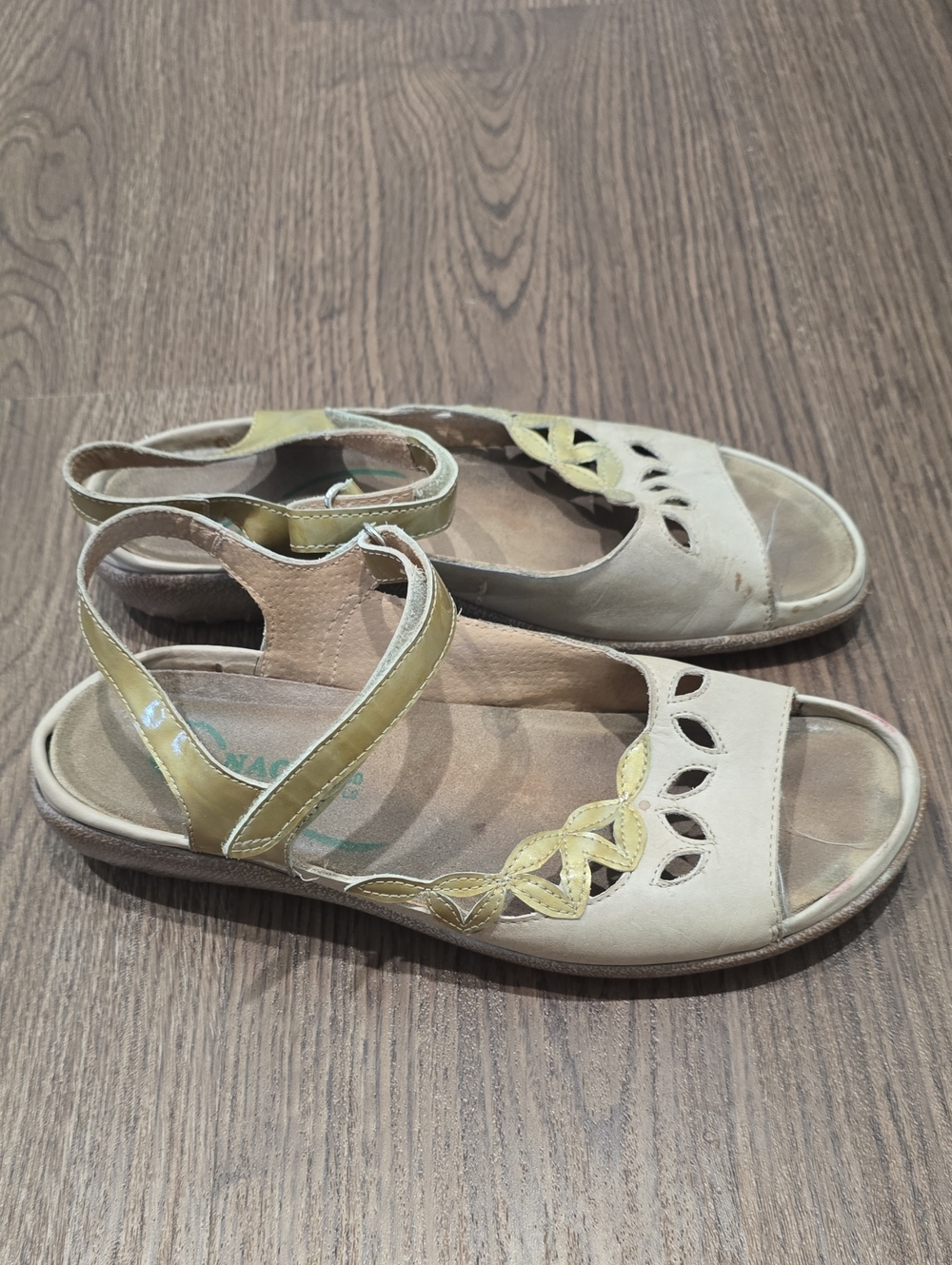 Naot Beige Sandals with Pale Yellow Accents 40 (9.5 US)
